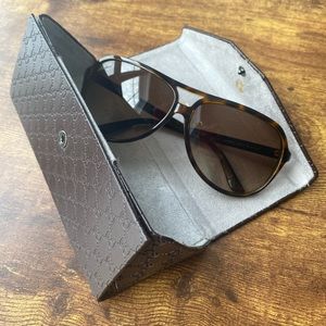 GUCCI Sunglasses - NEW never worn